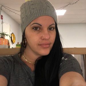 Meet your Posher, Yaquelin